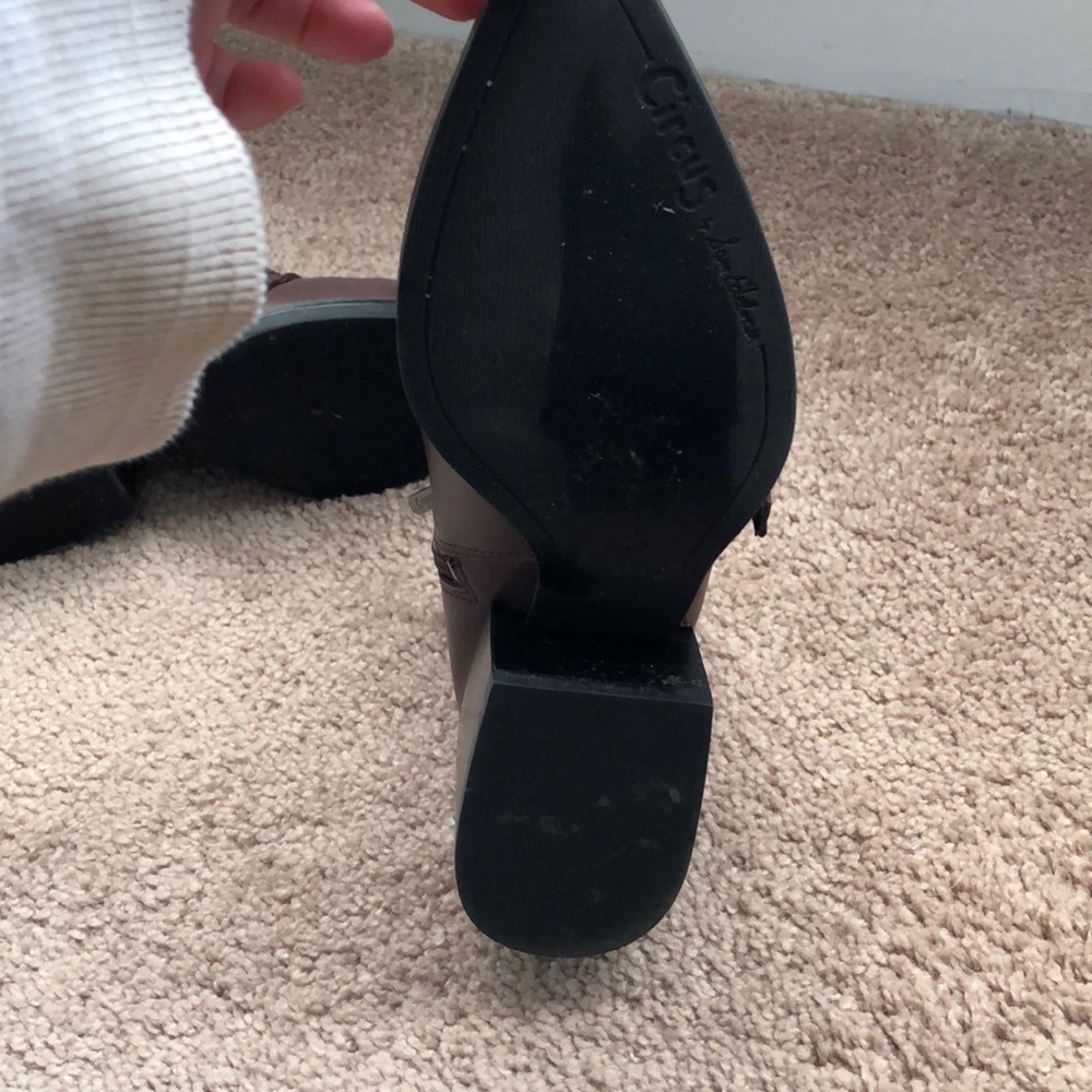 Sam Edelman Booties! 🎠 - Picture 5 of 8